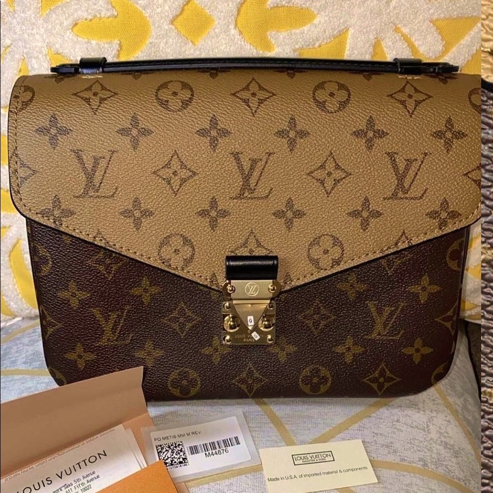 Louis Vuitton Reverse Monogram Pochette Métis